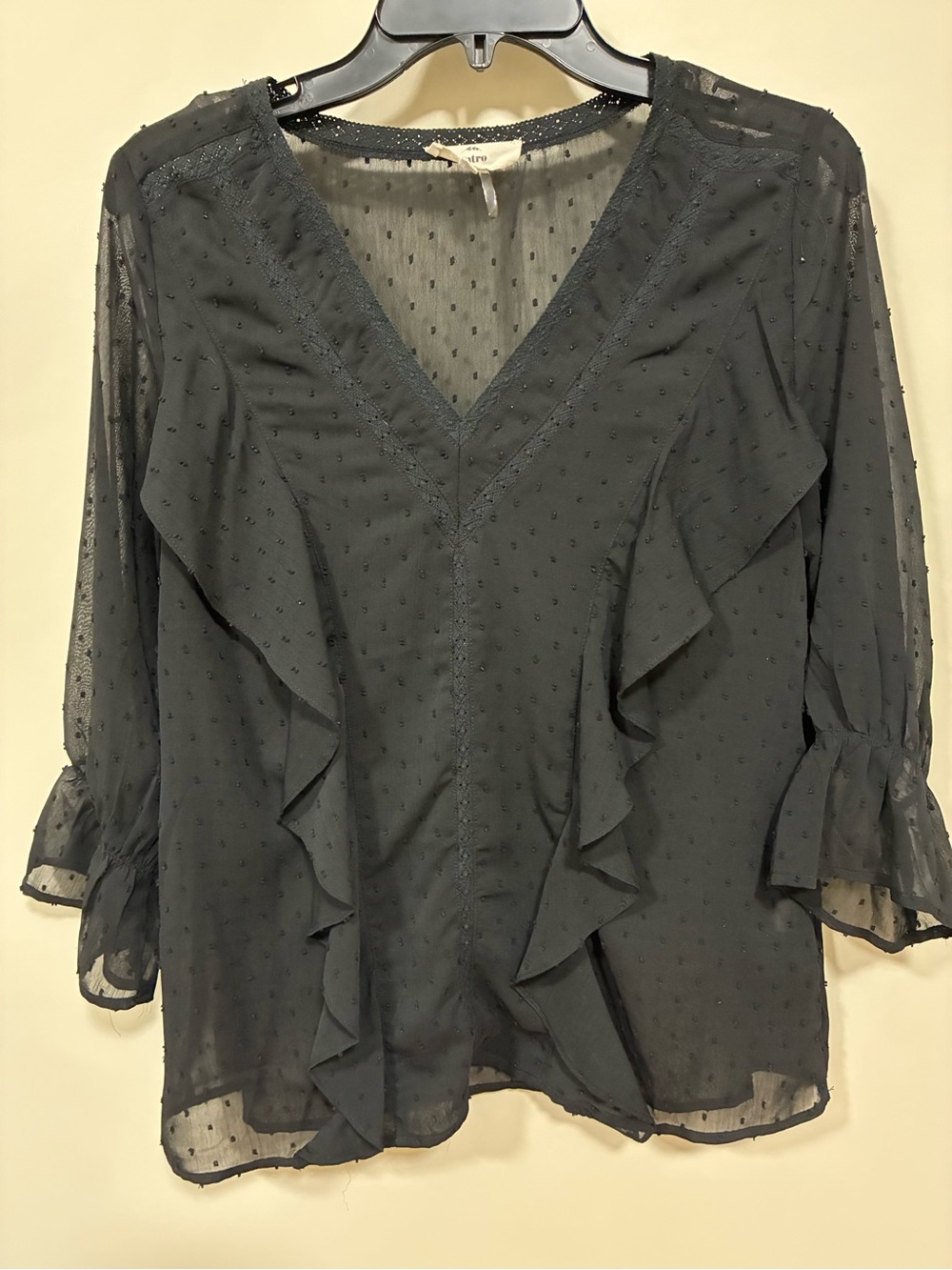 Entro 3/4 sleeve top small